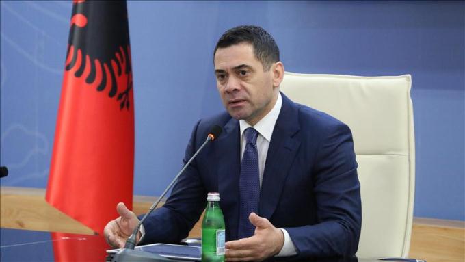 Rritje pagash ne 2019 - Ahmetaj: Ja kategorite qe perfitojne 